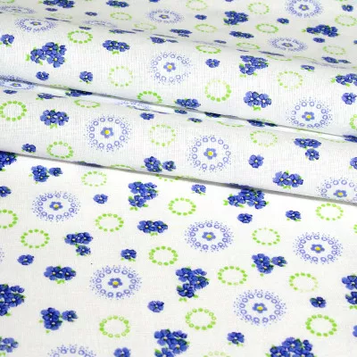Ткань ситец набивной д.18 синие цветочки, зелёные кружочки